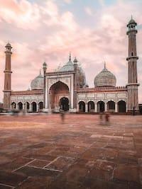 दुनियाभर में मशहूर हैं भारत की इन मस्जिदों की खू़बसूरती...